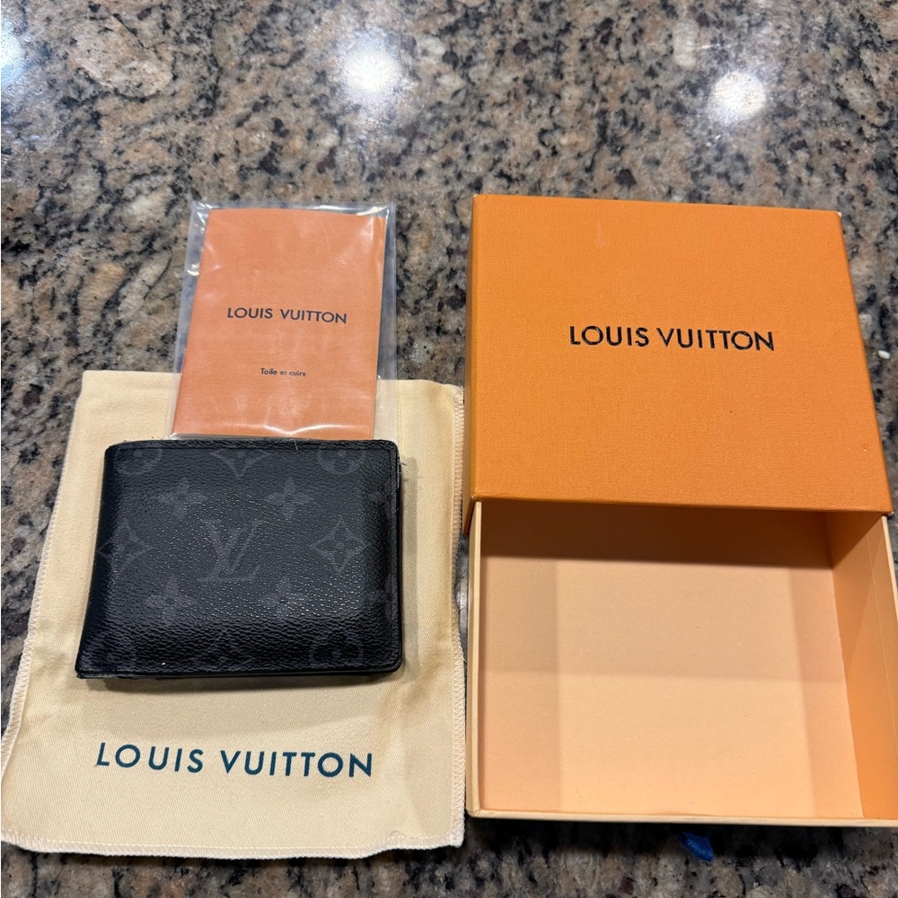 Men’s Louis Vuitton Wallet